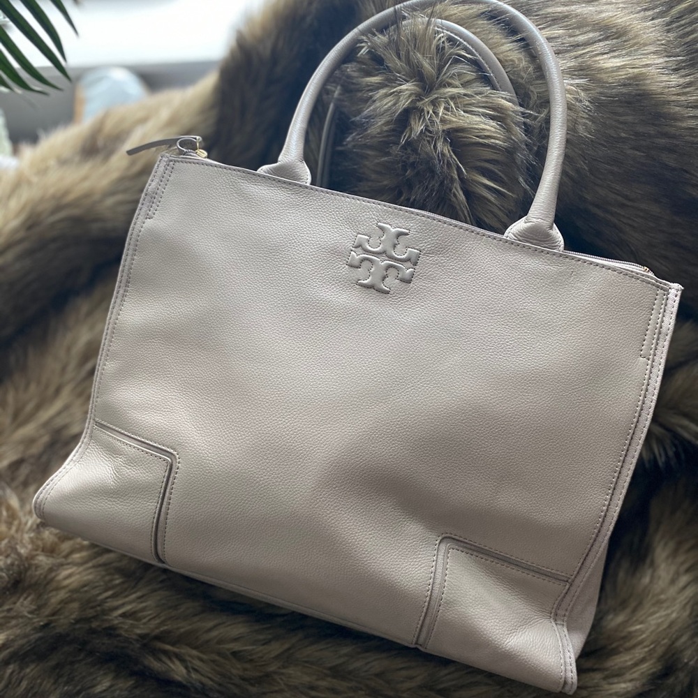 Tory Burch Tote - new condition